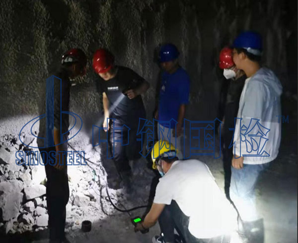 錨桿抗拔試驗(yàn)現(xiàn)場(chǎng)